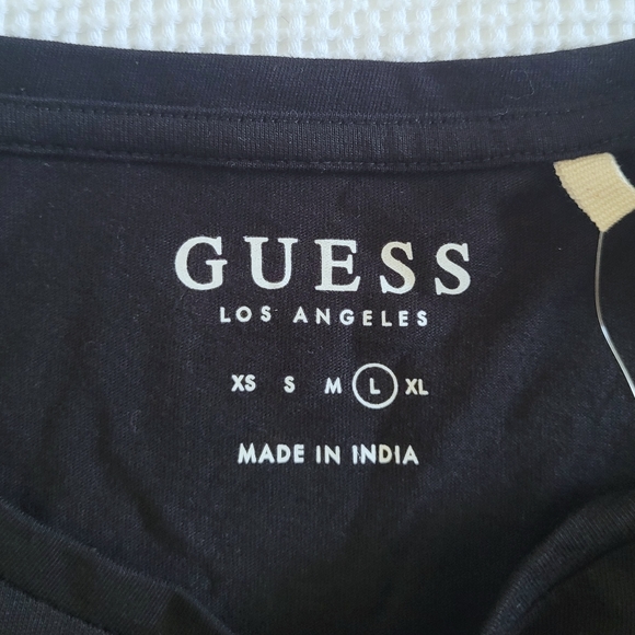 Guess❓Rhinestone💎 Logo Tee👕 - NWT - Picture 5 of 15